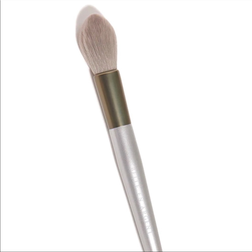 Etude LuxeOn highlighter brush NEW